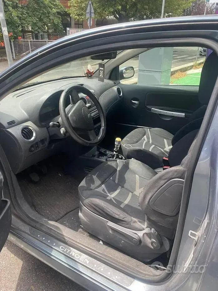 Usata Citroën C2 68 CV (50 kW) 2008 Bluazzurro Utilitaria