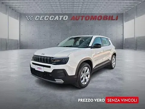 Usata Jeep Avenger Altitude 101 CV (74 kW) 2024 Bianco SUV