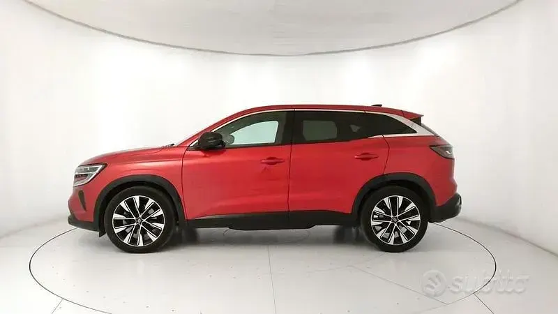 Usata Renault Austral Techno 200 CV (147 kW) 2023 Rosso SUV