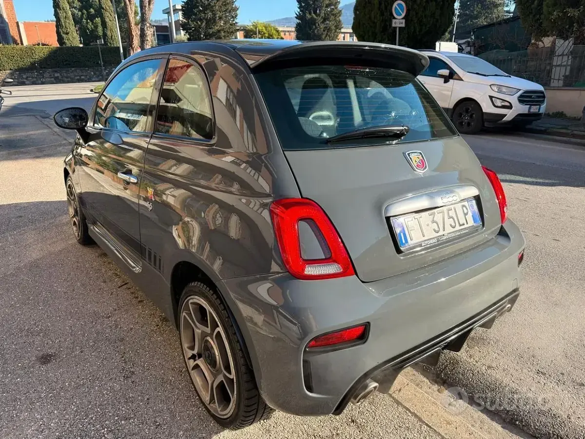 Usata Abarth 595 145 CV (106 kW) 2018 Grigio Berlina