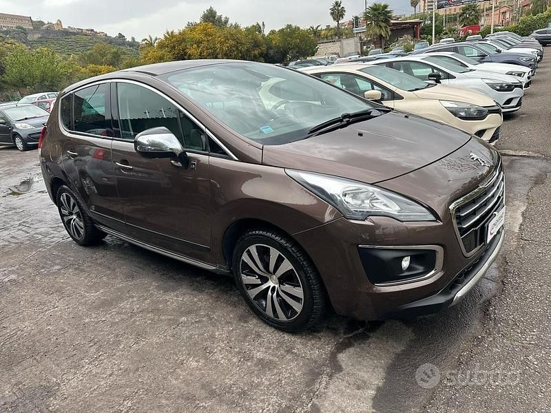 Marrone Usata 2016 Peugeot 2008 Allure SUV | 7990 € - Immagine 1/4