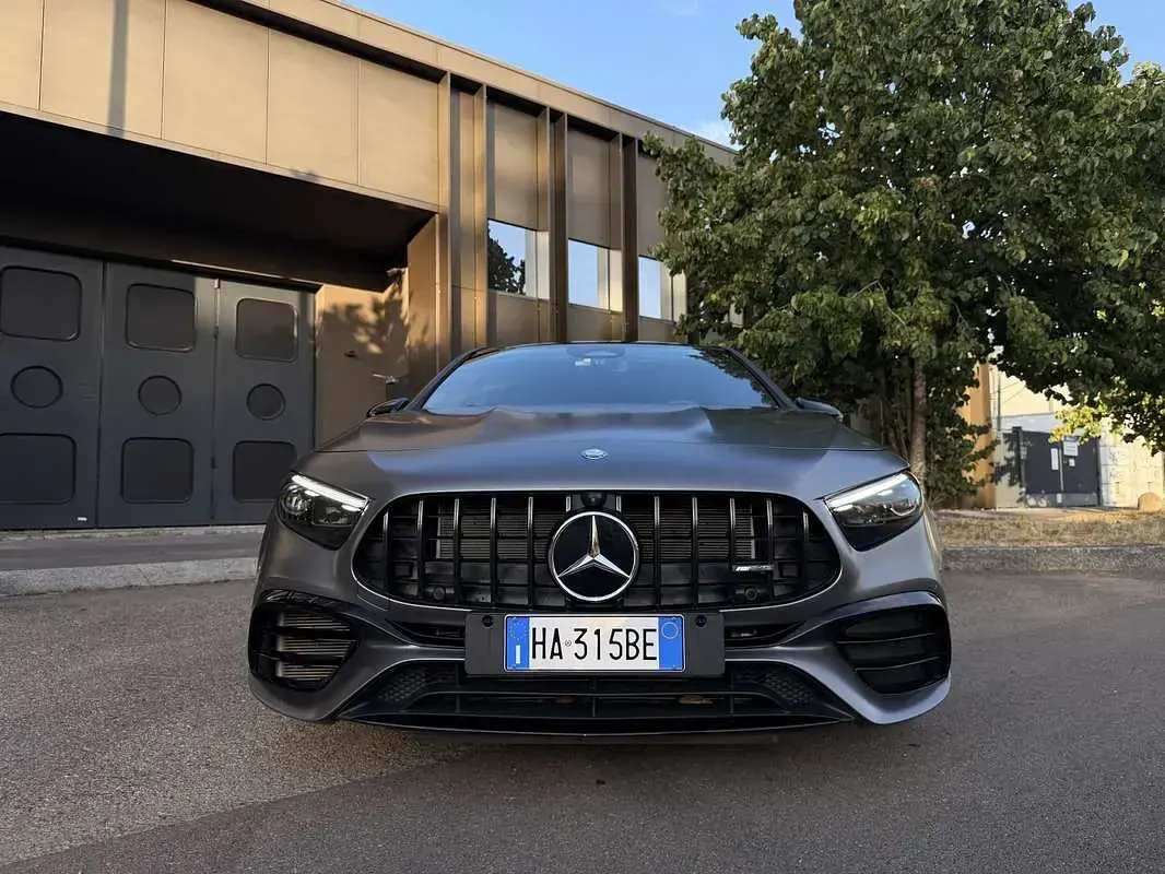 Usata Mercedes A45 AMG Premium 421 CV (309 kW) 2025 Utilitaria