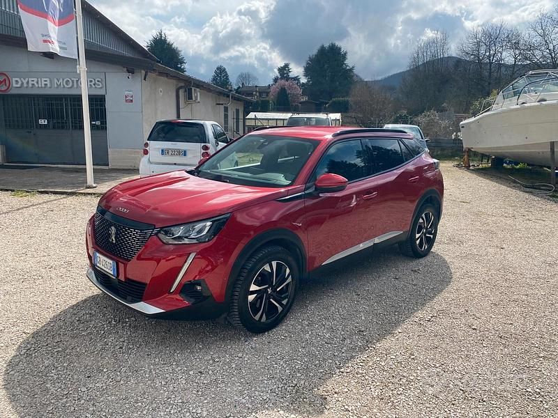 Rosso Usata 2020 Peugeot 2008 Allure SUV | 16.980 € (Buon prezzo) - Immagine 1/4