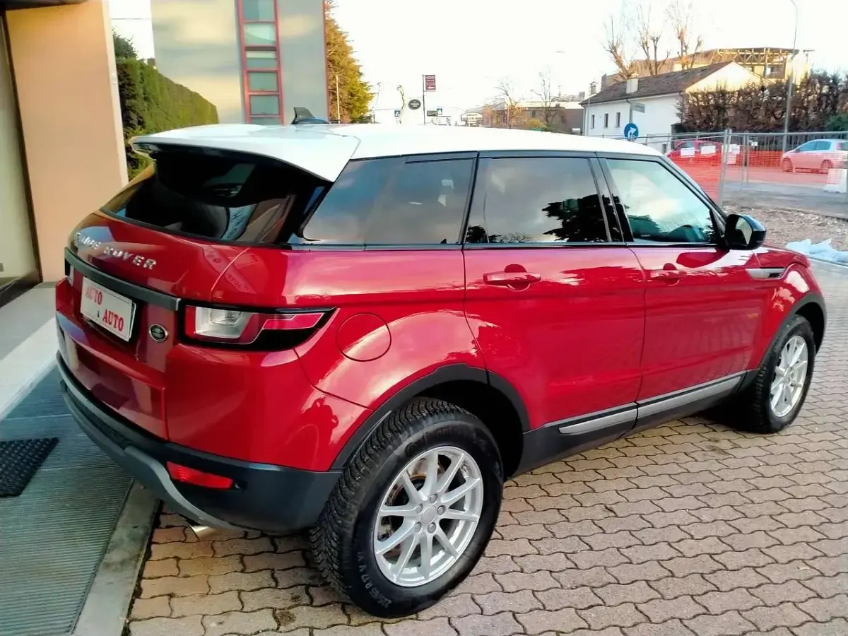 Usata Land Rover Range Rover evoque 150 CV (110 kW) 2015 Metallic red SUV