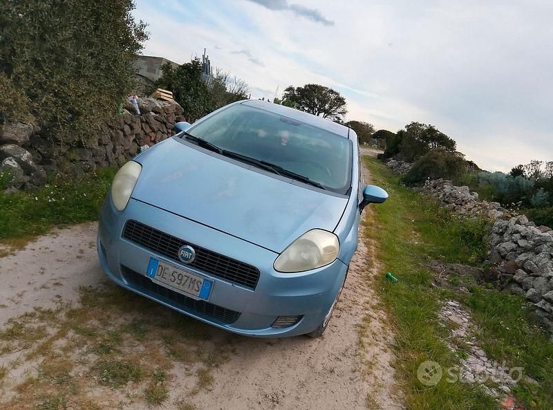 Usata Fiat Grande Punto 90 CV (66 kW) 2007 Utilitaria