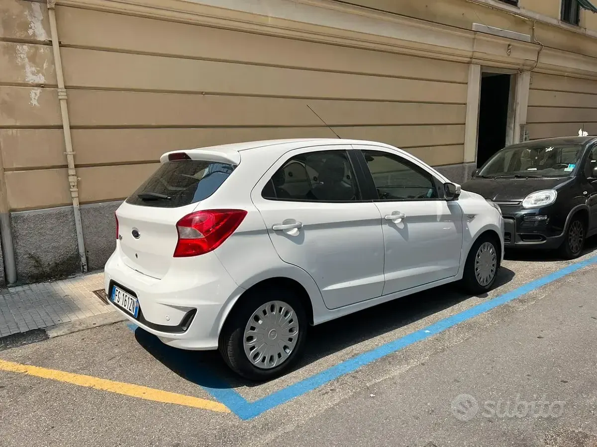 Usata Ford Ka Plus Ultimate 86 CV (63 kW) 2018 Bianco Utilitaria