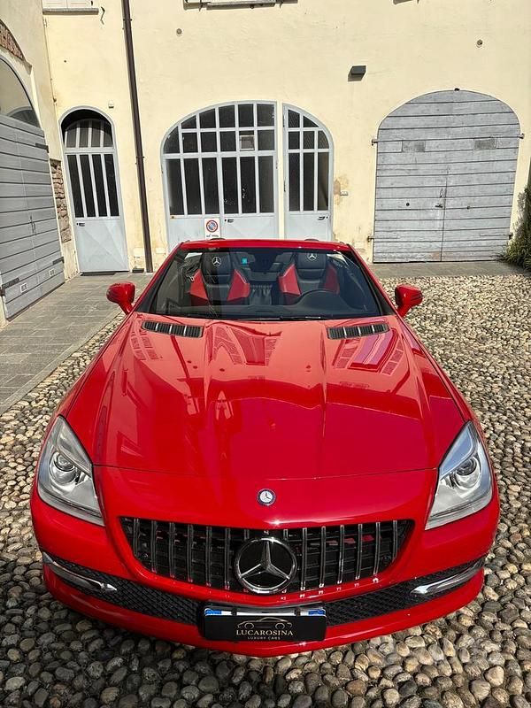Usata Mercedes SLK250 204 CV (150 kW) 2012 Rosso Cabrio