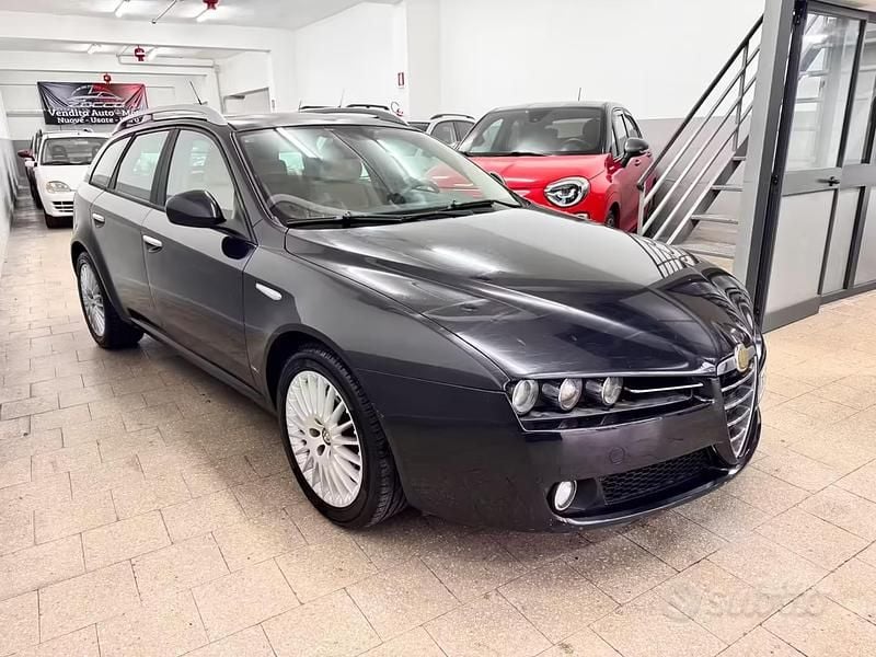 Usata Alfa Romeo 159 150 CV (110 kW) 2007 Nero Station wagon