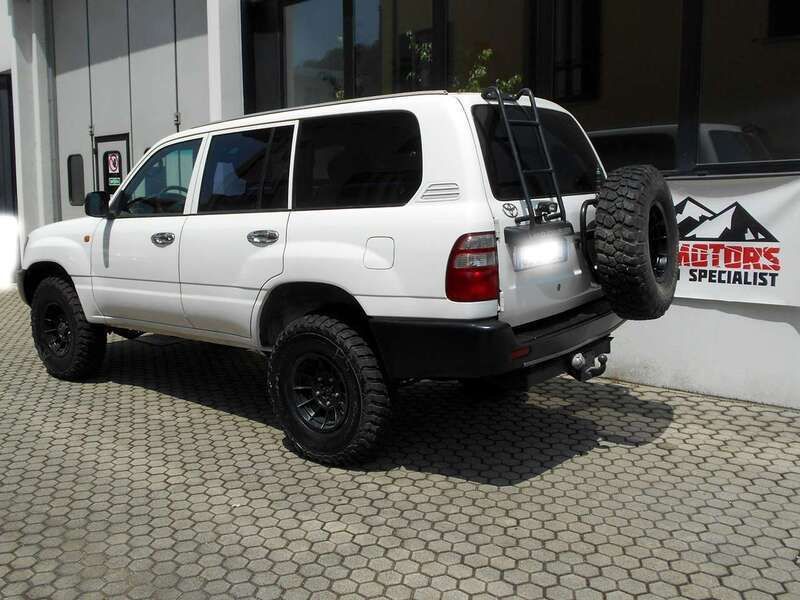 Usata Toyota Land Cruiser 131 CV (96 kW) 2005 Bianco SUV