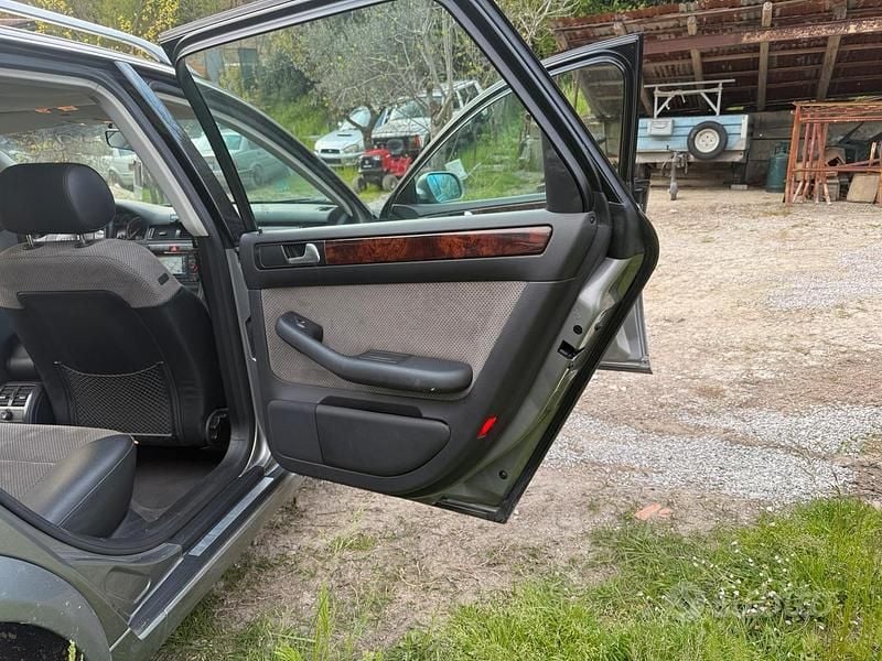 Usata Audi A6 Allroad 180 CV (132 kW) 2004 Grigio Station wagon
