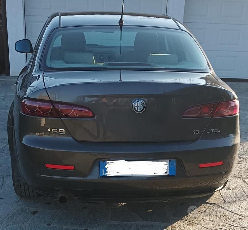 Usata Alfa Romeo 159 120 CV (88 kW) 2007 Grigio Berlina