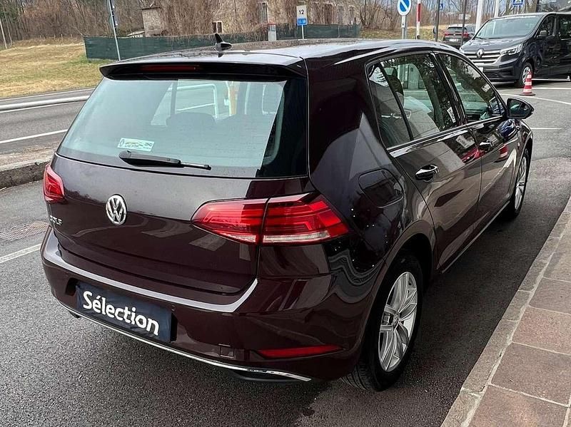 Usata VW Golf VII Business 116 CV (85 kW) 2018 Marrone Berlina