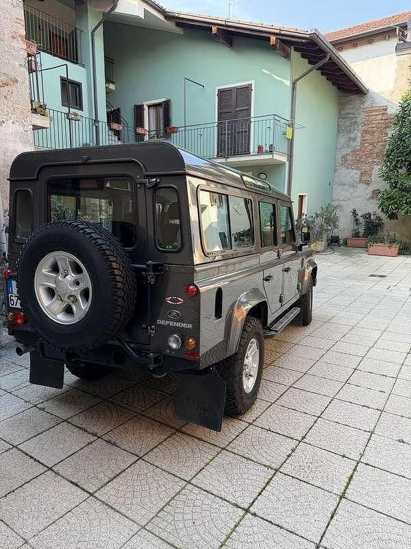 Usata Land Rover Defender SE 122 CV (89 kW) 2014 Station wagon