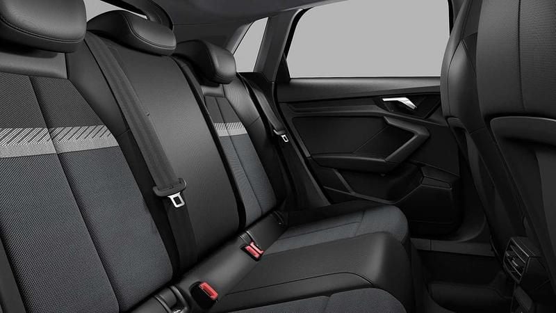 Usata Audi A3 Advanced 150 CV (110 kW) 2021 Berlina