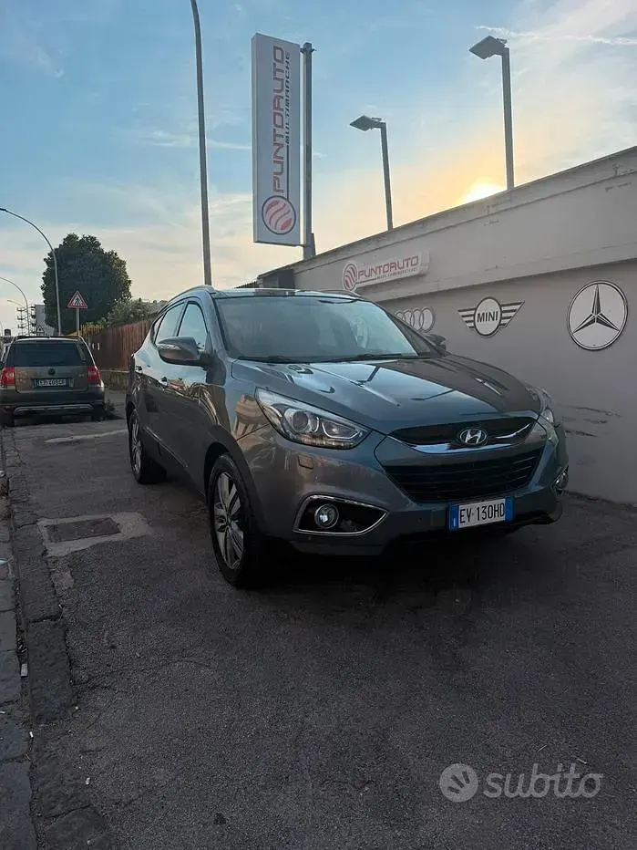 Usata Hyundai ix35 Xpossible 115 CV (84 kW) 2014 Grigio SUV