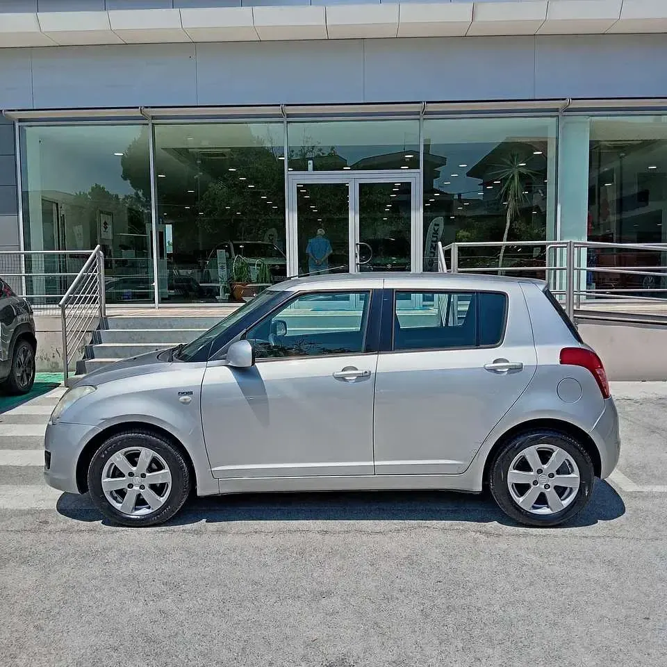 Usata Suzuki Swift GL 75 CV (55 kW) 2009 Grigio Utilitaria
