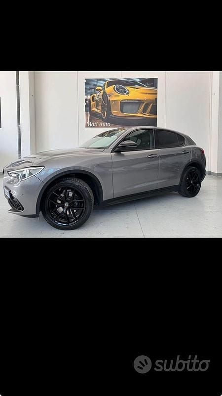 Usata Alfa Romeo Stelvio 280 CV (205 kW) 2017 Grigio SUV