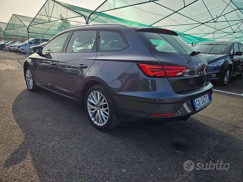 Usata Seat Leon ST Business 150 CV (110 kW) 2020 Grigio Station wagon