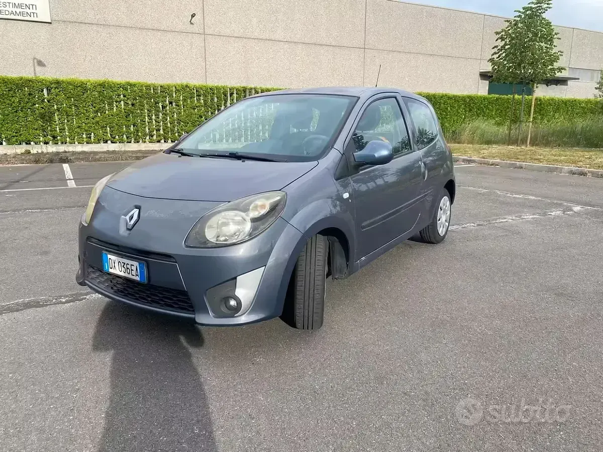 Usata Renault Twingo Dynamique 58 CV (42 kW) 2009 Grigio Utilitaria