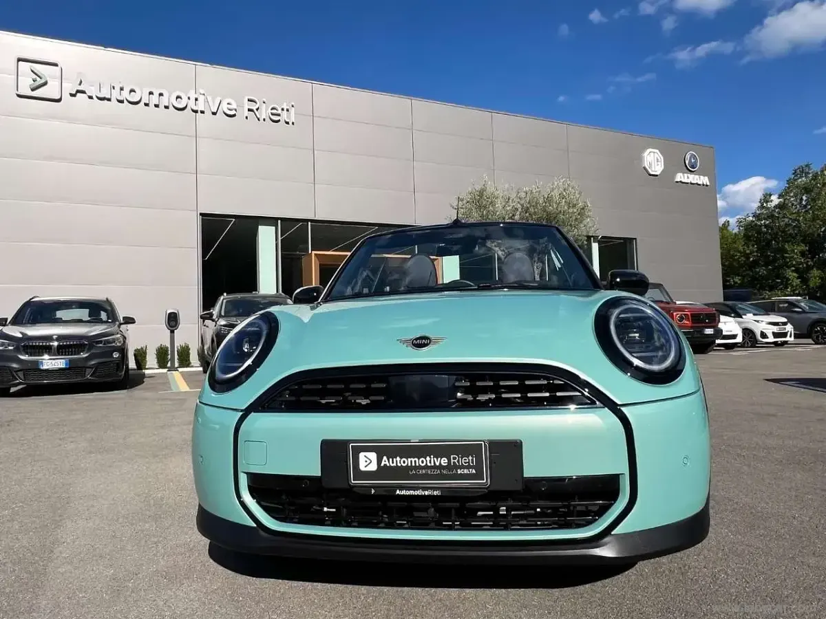 Usata Mini Cooper Cabriolet Classic 163 CV (119 kW) 2025 Verde Cabrio