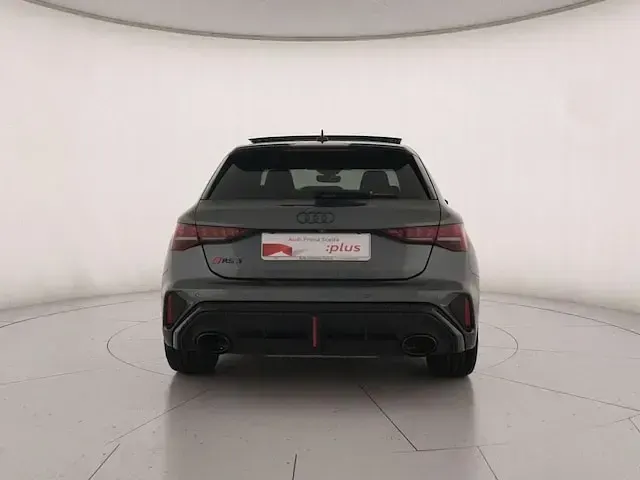Usata Audi RS3 Sportback Comfort 400 CV (294 kW) 2025 Grigio daytona perla Utilitaria