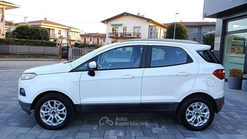 Begagnad Ford Ecosport Business Edition 95 HK (69 kW) 2015 Vit SUV