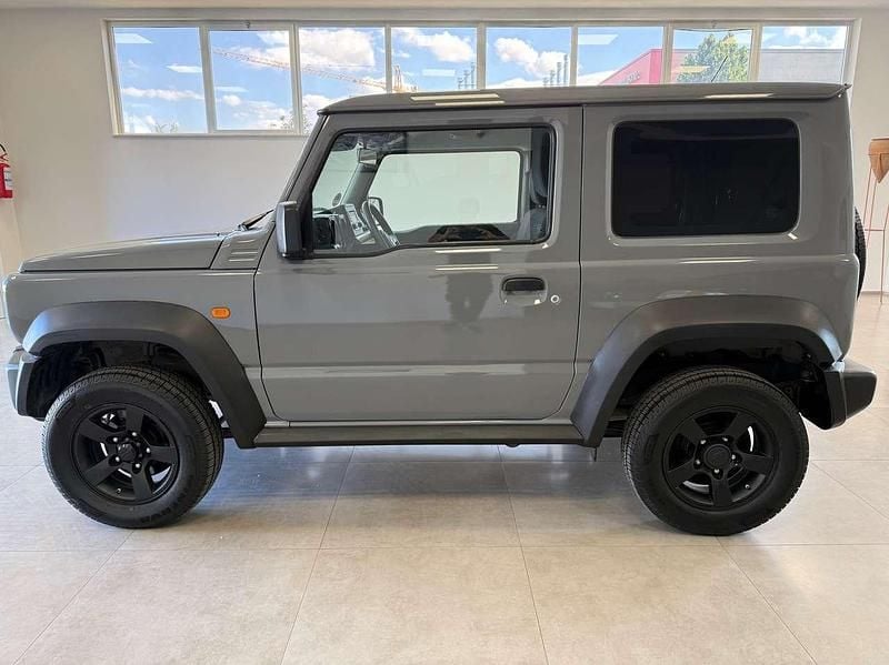 Usata Suzuki Jimny 102 CV (75 kW) 2022 Grigio SUV