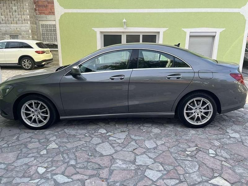 Usata Mercedes CLA220 Executive 170 CV (125 kW) 2015 Grigio Berlina