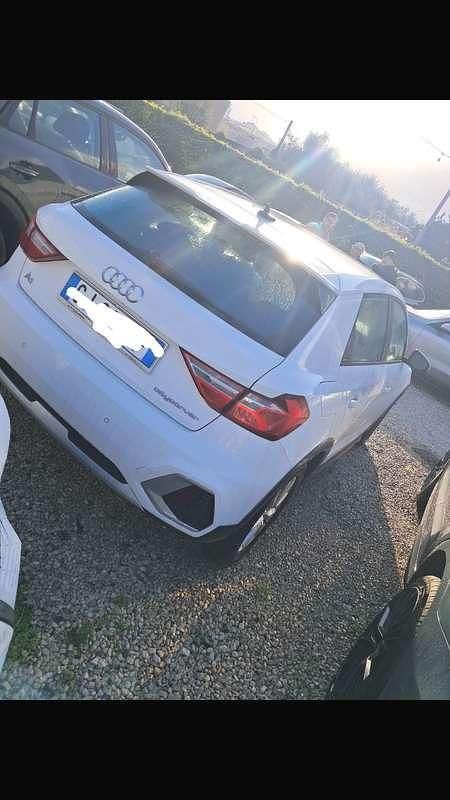 Usata Audi A1 Ambiente 116 CV (85 kW) 2022 SUV