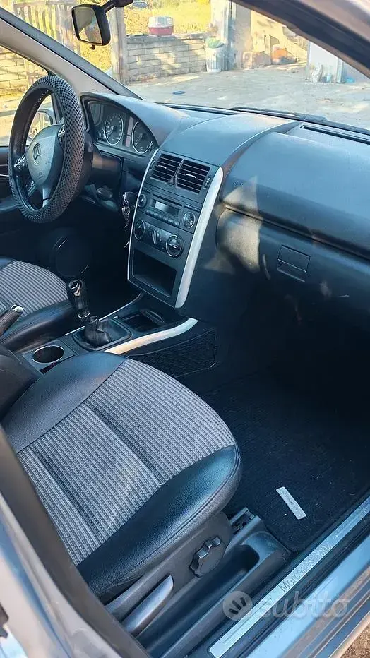 Usata Mercedes A180 95 CV (69 kW) 2007 Berlina