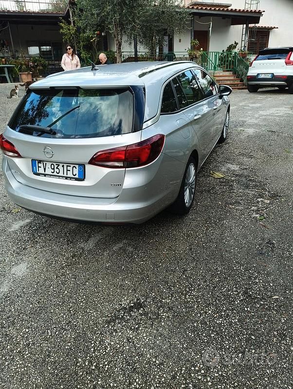 Usata Opel Astra 101 CV (74 kW) 2019 Grigio Station wagon