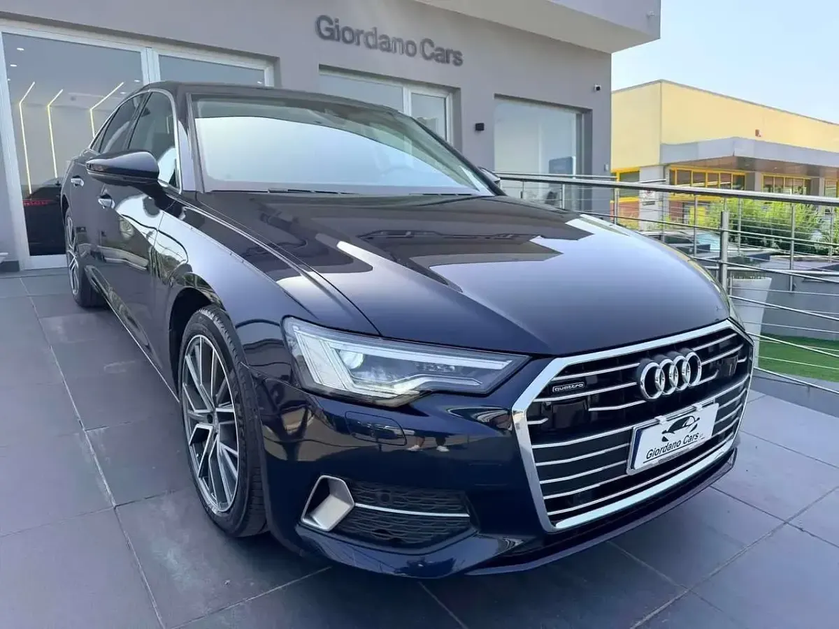 Usata Audi A6 Business 245 CV (180 kW) 2021 Blu/azzurro Berlina