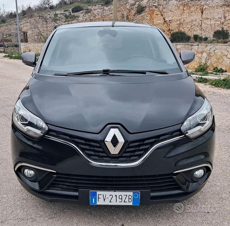 Usata Renault Grand Scénic IV 120 CV (88 kW) 2019 Nero Monovolume