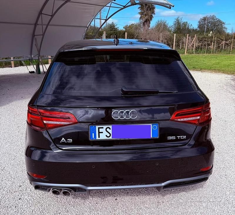 Usata Audi A3 S-Line 150 CV (110 kW) 2019 Nero Berlina