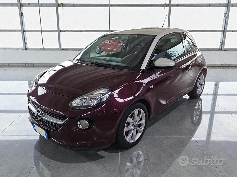 Usata Opel Adam Jam 87 CV (63 kW) 2016 Bordeaux metallizzato Utilitaria