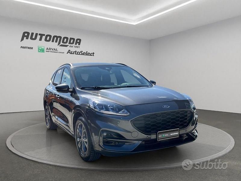 Usata Ford Kuga ST-Line 120 CV (88 kW) 2021 Grigio SUV