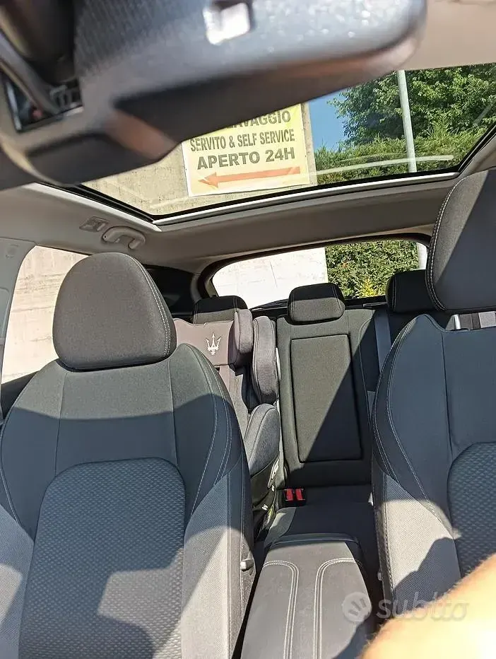 Usata Nissan Qashqai N-Connecta 116 CV (85 kW) 2019 Grigio SUV