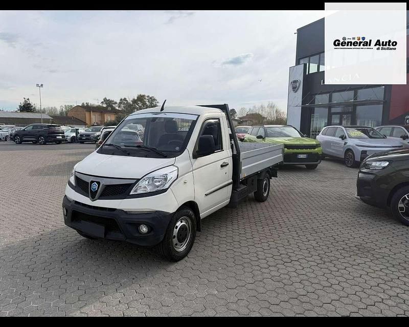 Usata Piaggio Porter 102 CV (75 kW) 2021 Bianco Monovolume