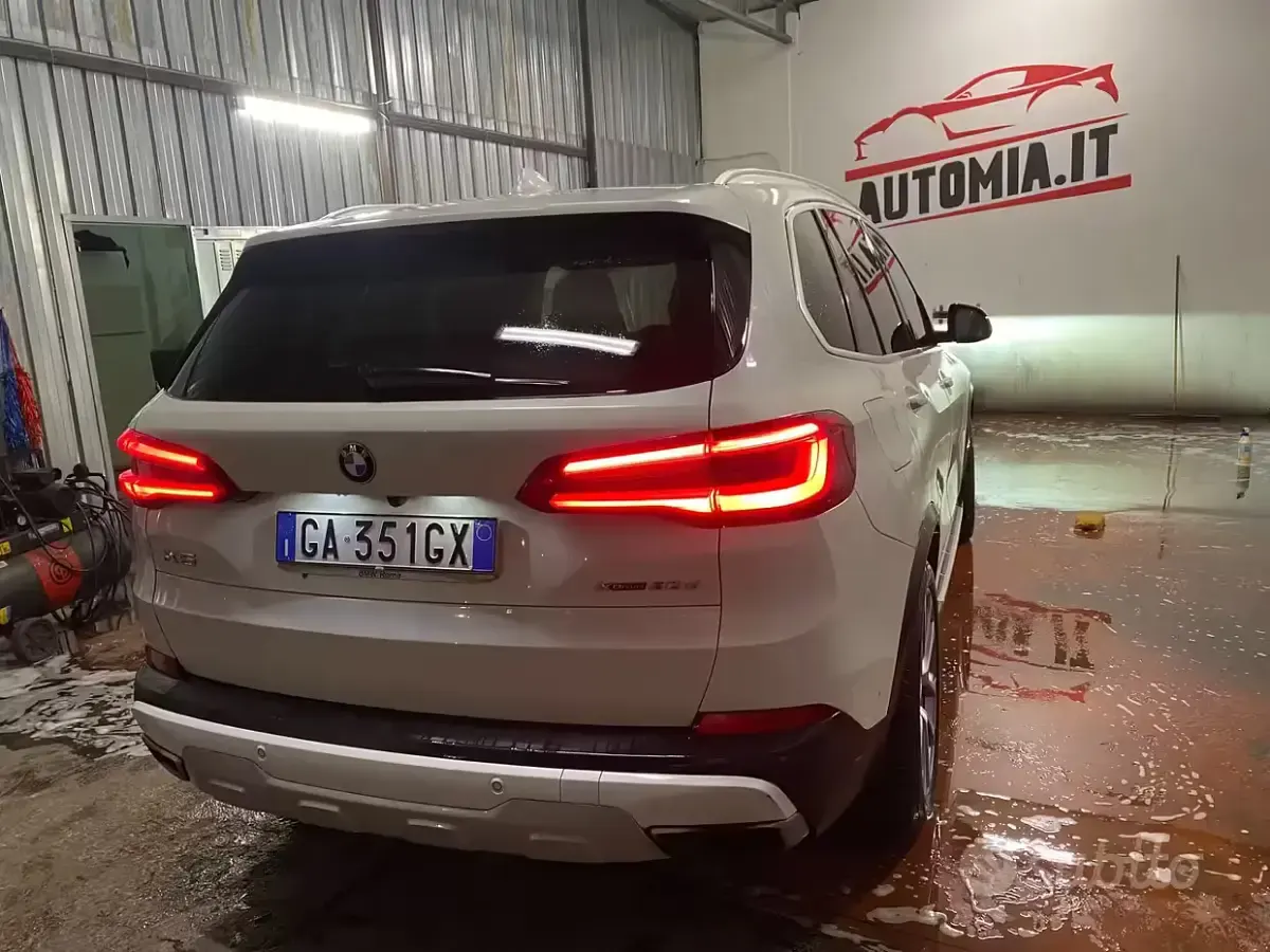 Usata BMW X5 Sport Line 265 CV (194 kW) 2021 Bianco SUV