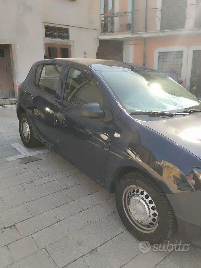 Usata Dacia Sandero 75 CV (55 kW) 2015 Utilitaria