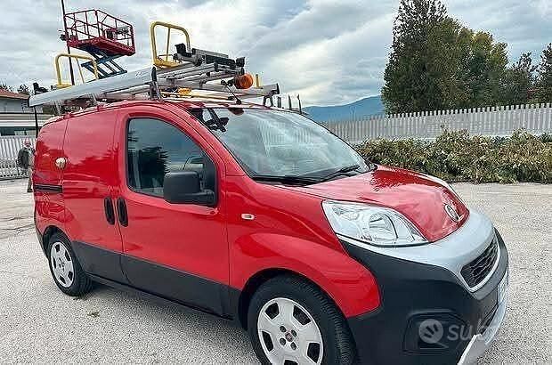 Usata Fiat Fiorino 95 CV (69 kW) 2017 Rosso Monovolume