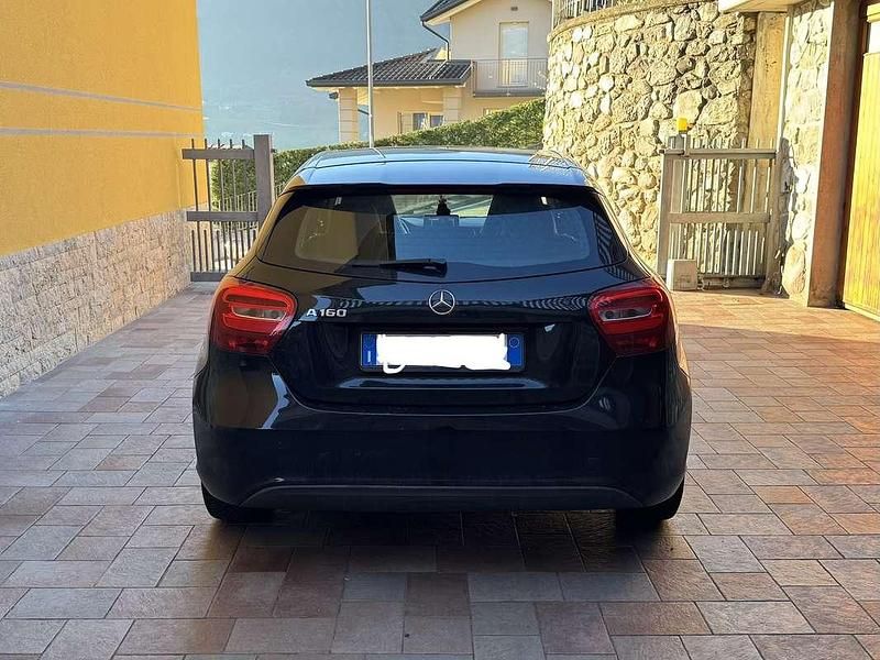 Usata Mercedes A160 Business 102 CV (75 kW) 2017 Nero Berlina