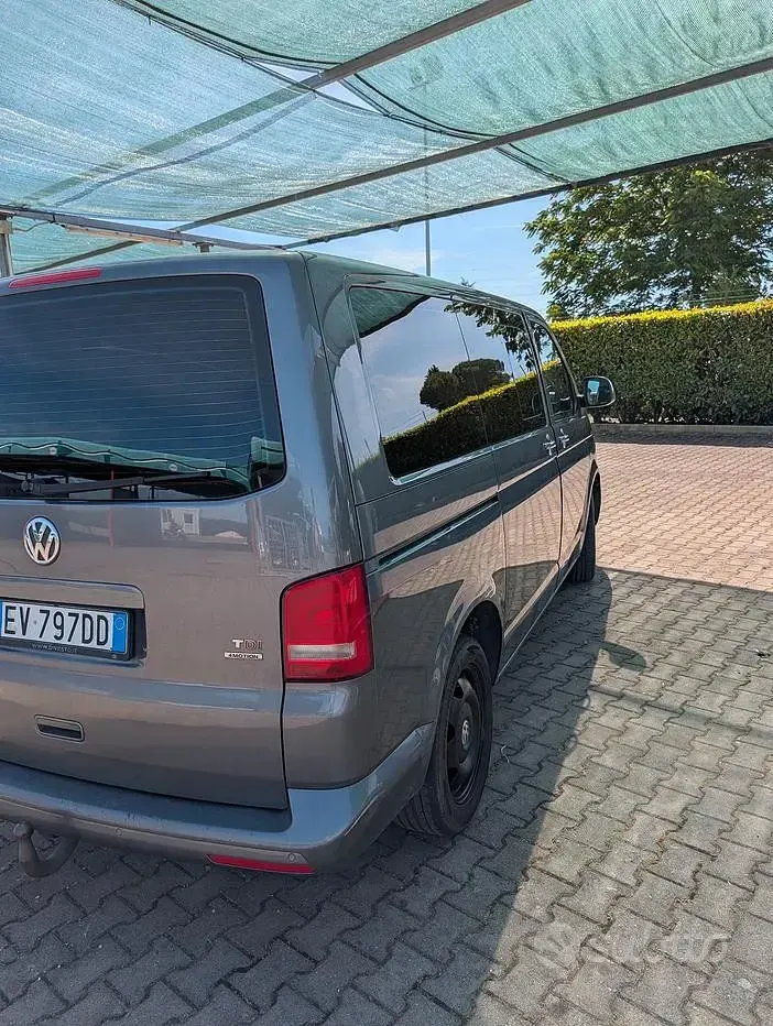 Usata VW Caravelle 170 CV (125 kW) 2014 Furgone