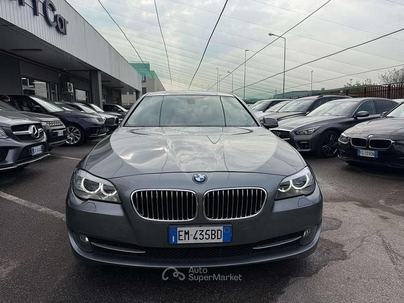 Usata BMW 520 184 CV (135 kW) 2012 Grigio Station wagon