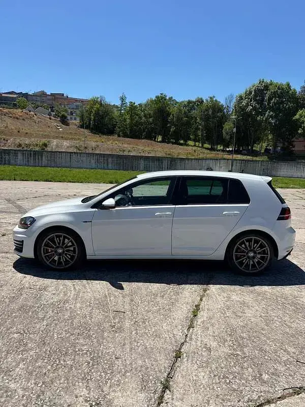 Usata VW Golf VII GTI 230 CV (169 kW) 2017 Berlina