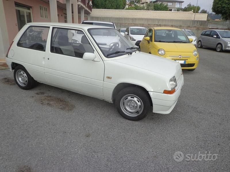 Usata Renault Super 5 Campus 41 CV (30 kW) 1990 Bianco Utilitaria