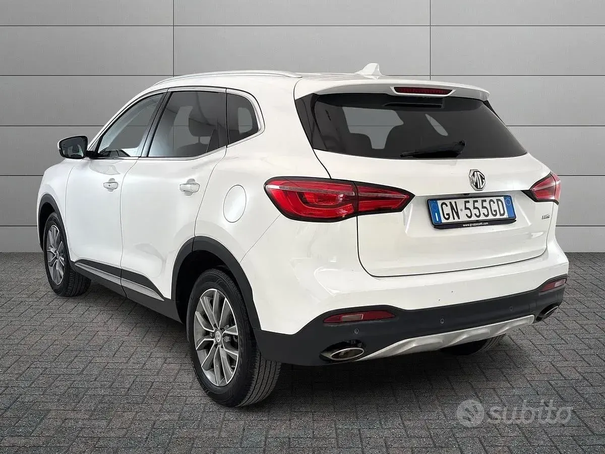 Usata MG HS Comfort 162 CV (119 kW) 2023 Bianco SUV