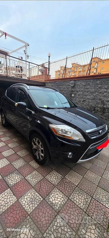 Usata Ford Kuga 140 CV (102 kW) 2011 Nero SUV