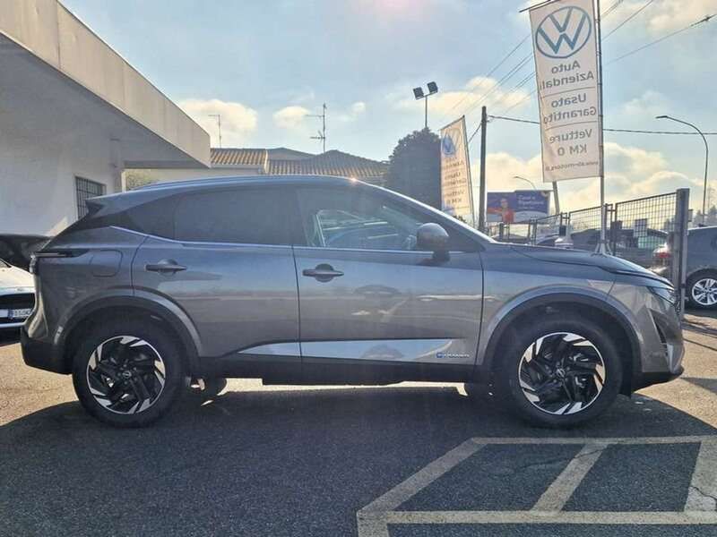 Usata Nissan Qashqai Acenta 140 CV (102 kW) 2024 Rosso SUV