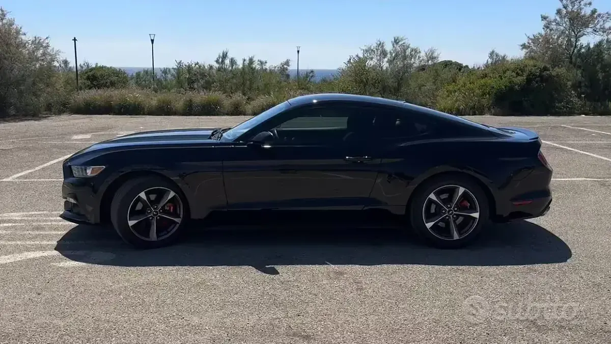 Usata Ford Mustang 291 CV (214 kW) 2021 Nero Coupé